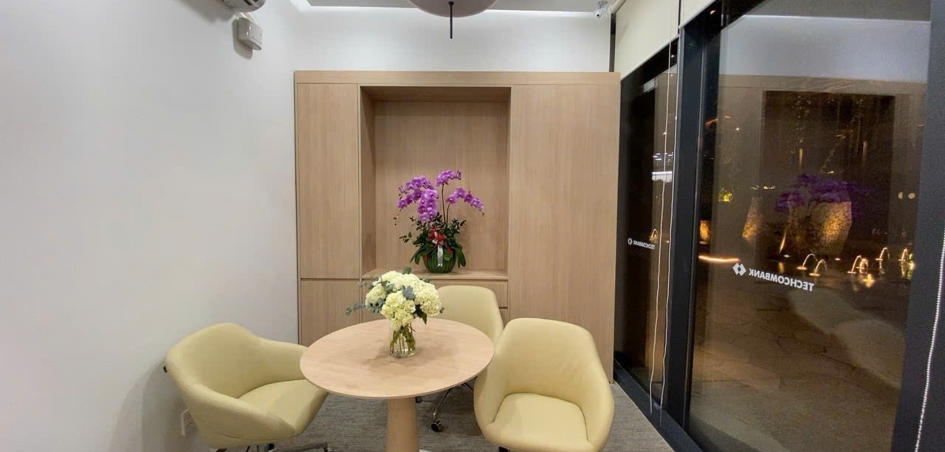 Dự Án Ngân Hàng Techcombank (Indoor)