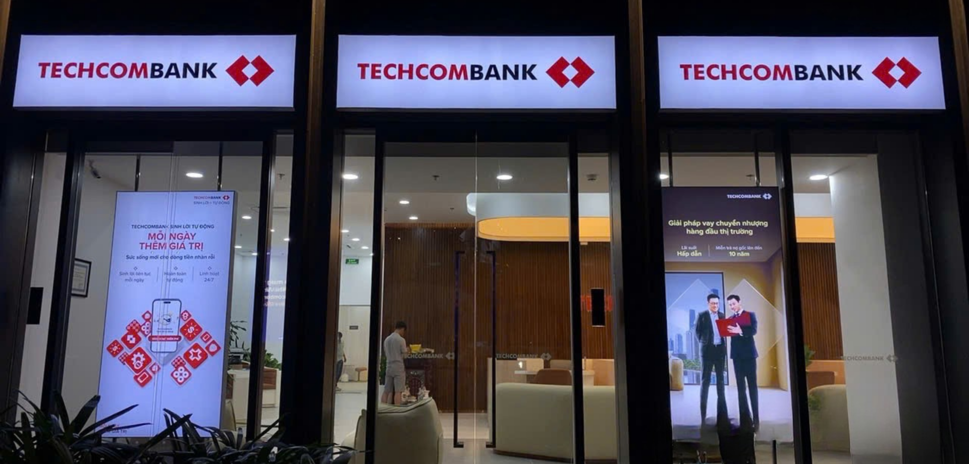 Dự Án Ngân Hàng Techcombank (Indoor)